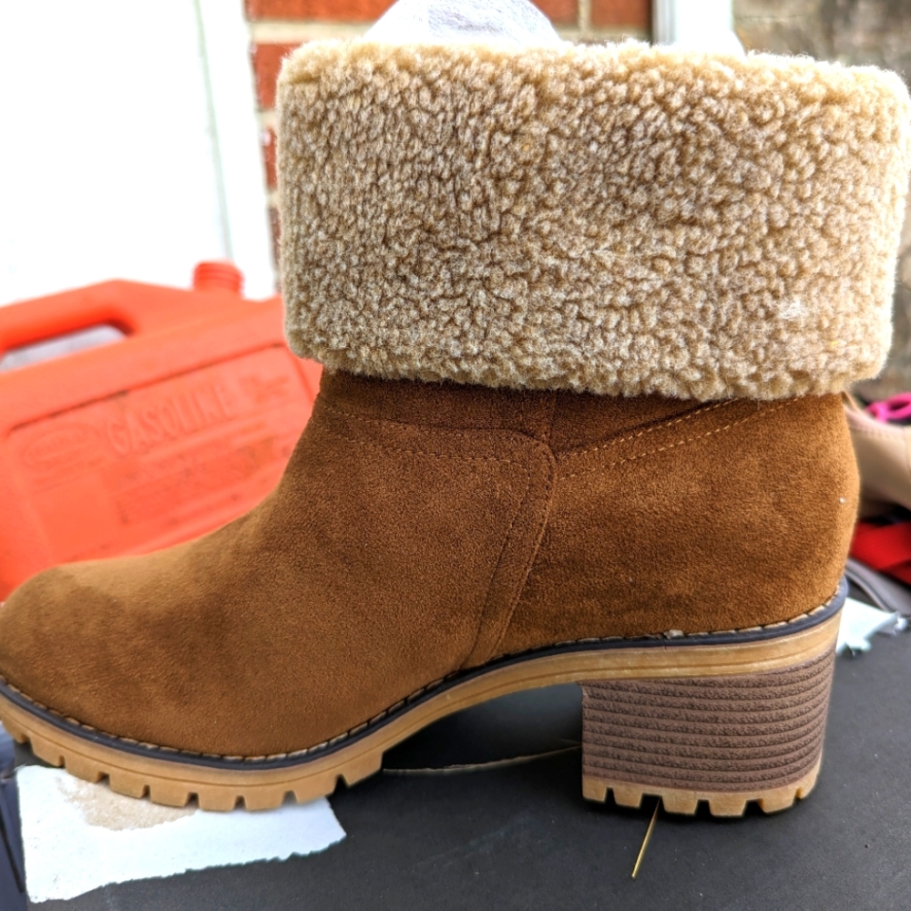 Fleece boots